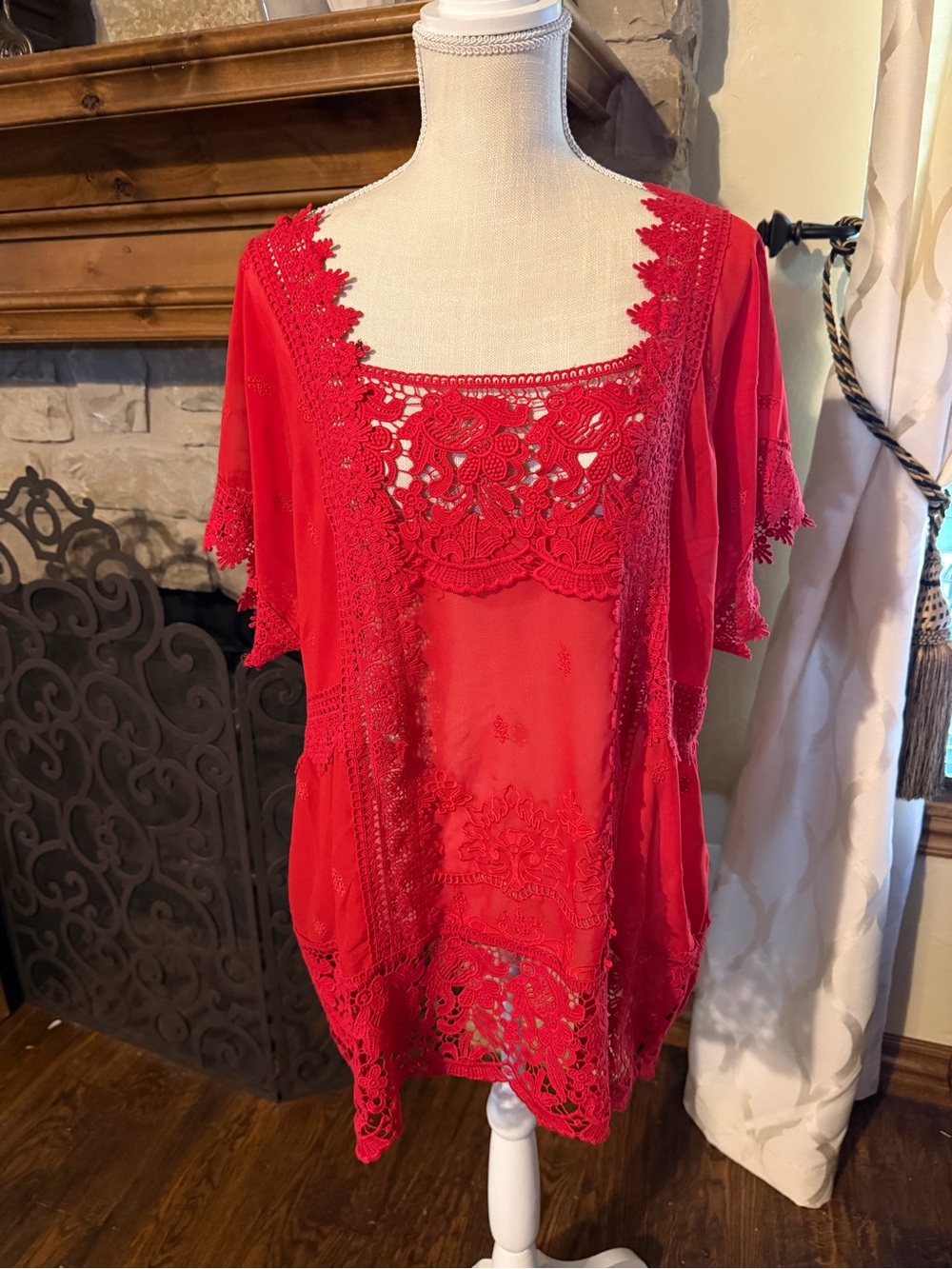 Red Lace Overlay Women's Top Sz 1x